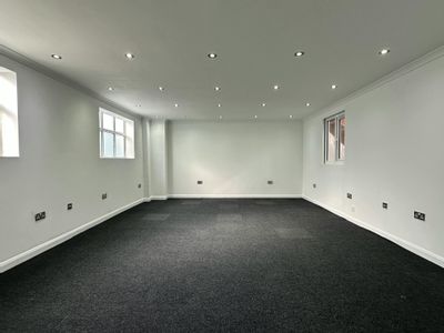 Property Image for Unit 11a Britannia Estate, Leagrave Road, Luton, LU3 1RJ
