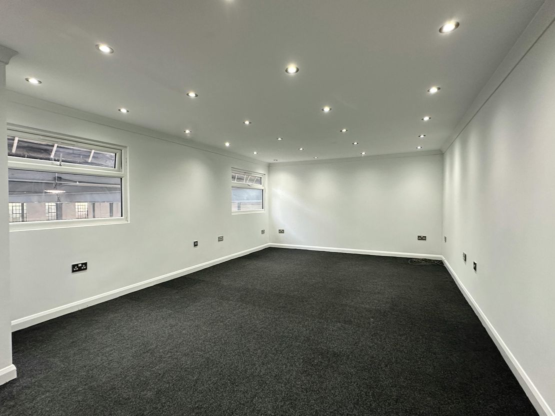 Unit 11a Britannia Estate, Leagrave Road, Luton, LU3 1RJ