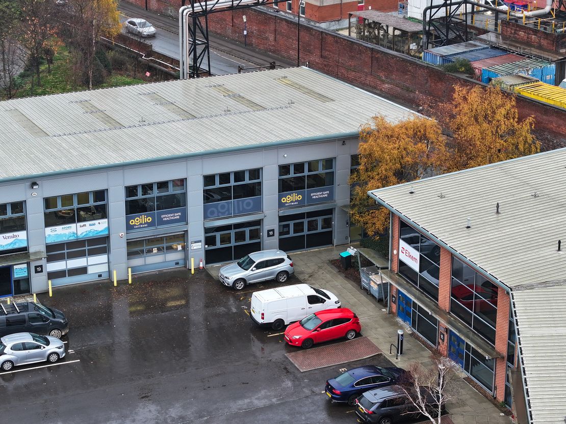 Unit 18, Jessops Riverside, Sheffield, S9 2RX