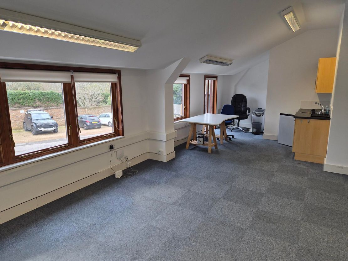 B9 Speldhurst Business Park, Langton Road, Speldhurst, Tunbridge Wells, Kent, TN3 0AQ