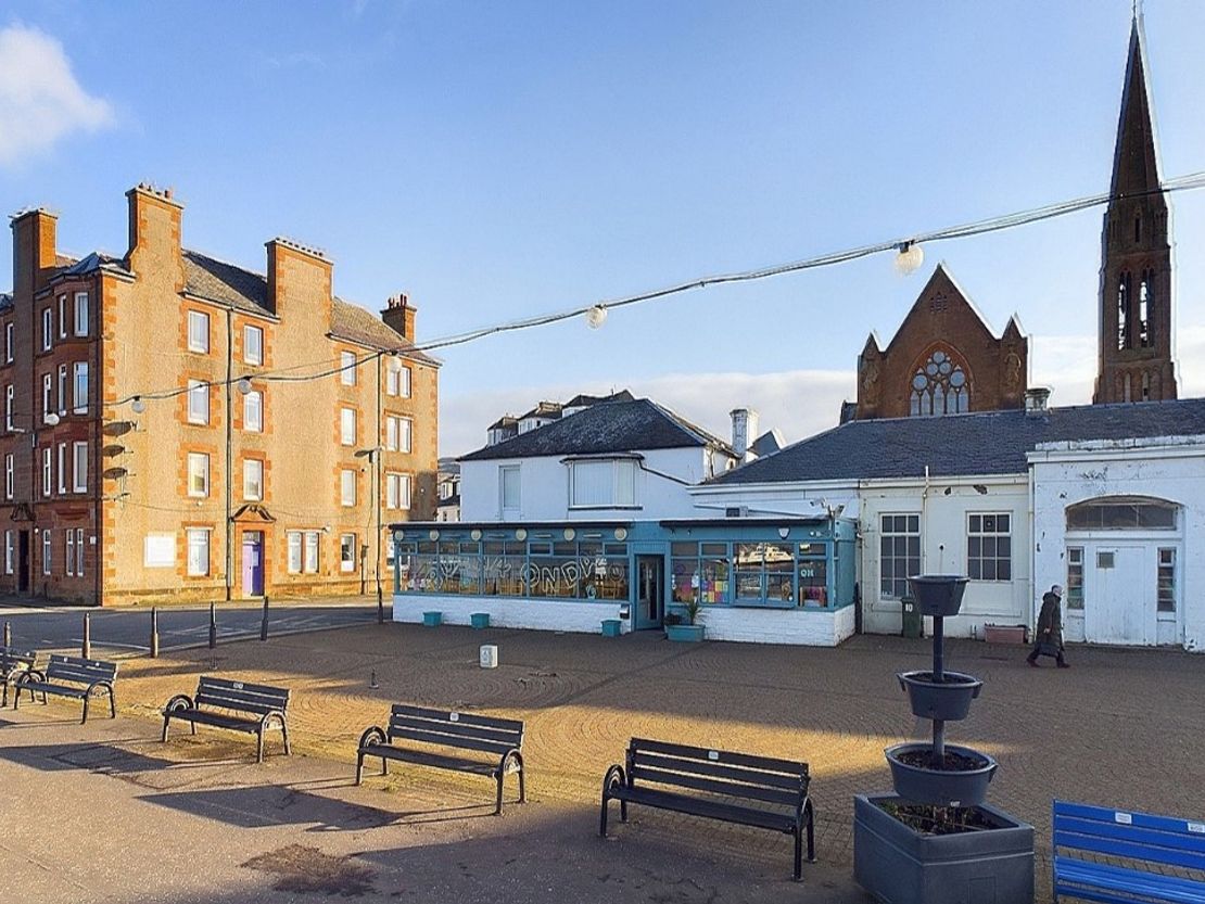28 Bath Street, Largs, North Ayrshire, KA30 8BL