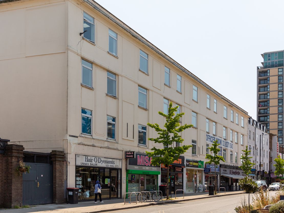 Balfour House, First Floor Suites 110/111, 741 High Road, North Finchley, London, N12 0BP