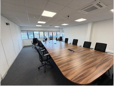 Property Image for 191-195 Windmill Ln, Cheshunt, Waltham Cross EN8 9AW