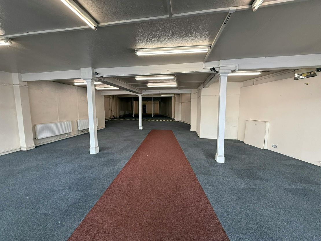 131 High Street, Staines-upon-Thames, TW18 4PD
