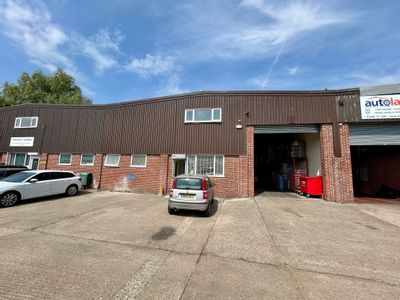 Property Image for Unit 10, Fleming Road, Newbury, West Berkshire, RG14 2DE