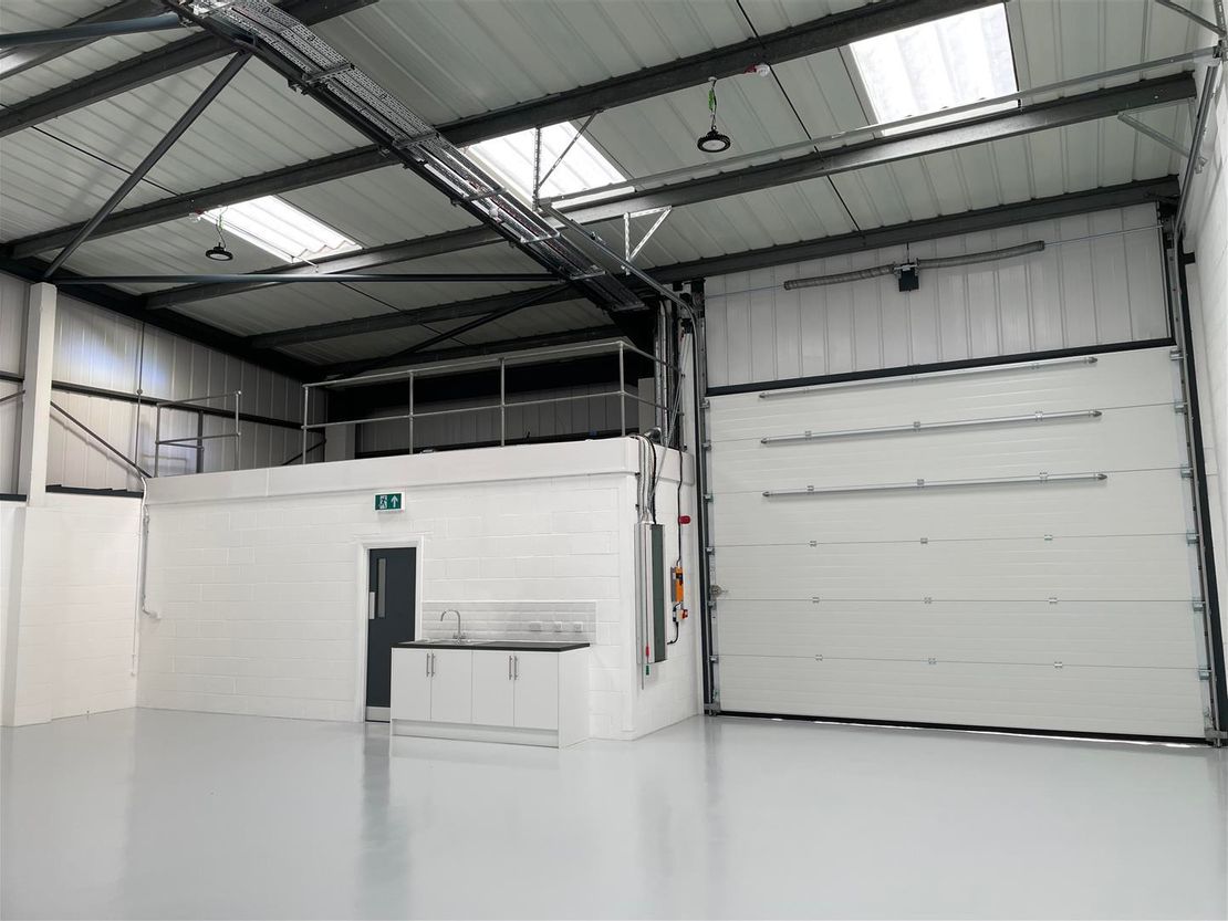 Unit G3, Railway Triangle, Walton Road, Portsmouth, Hampshire, PO6 1TQ