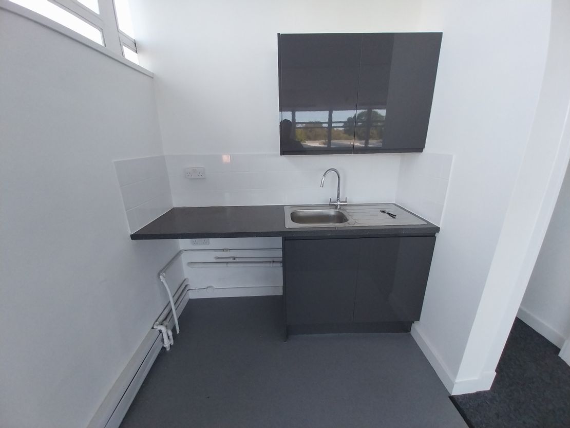 Unit 18 Wates Way Industrial Estate, Wates Way, Mitcham, CR4 4HR