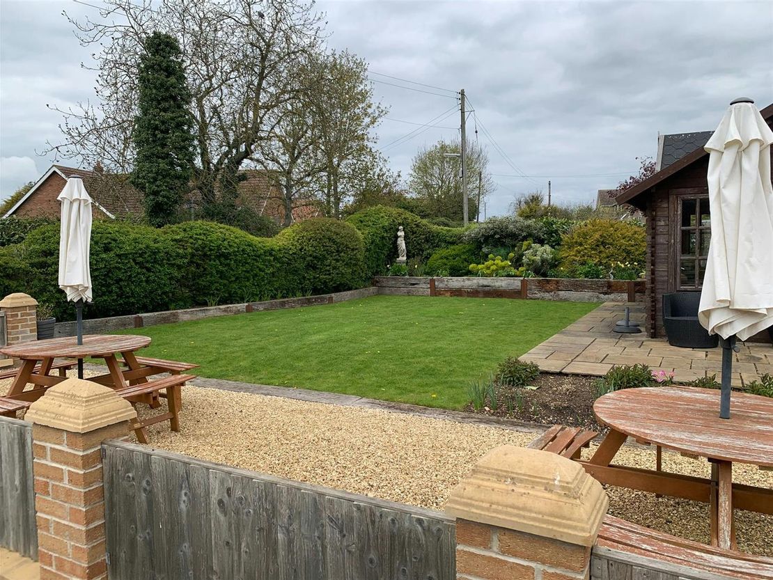 Houblon Arms Oasby, Grantham NG32 3NB