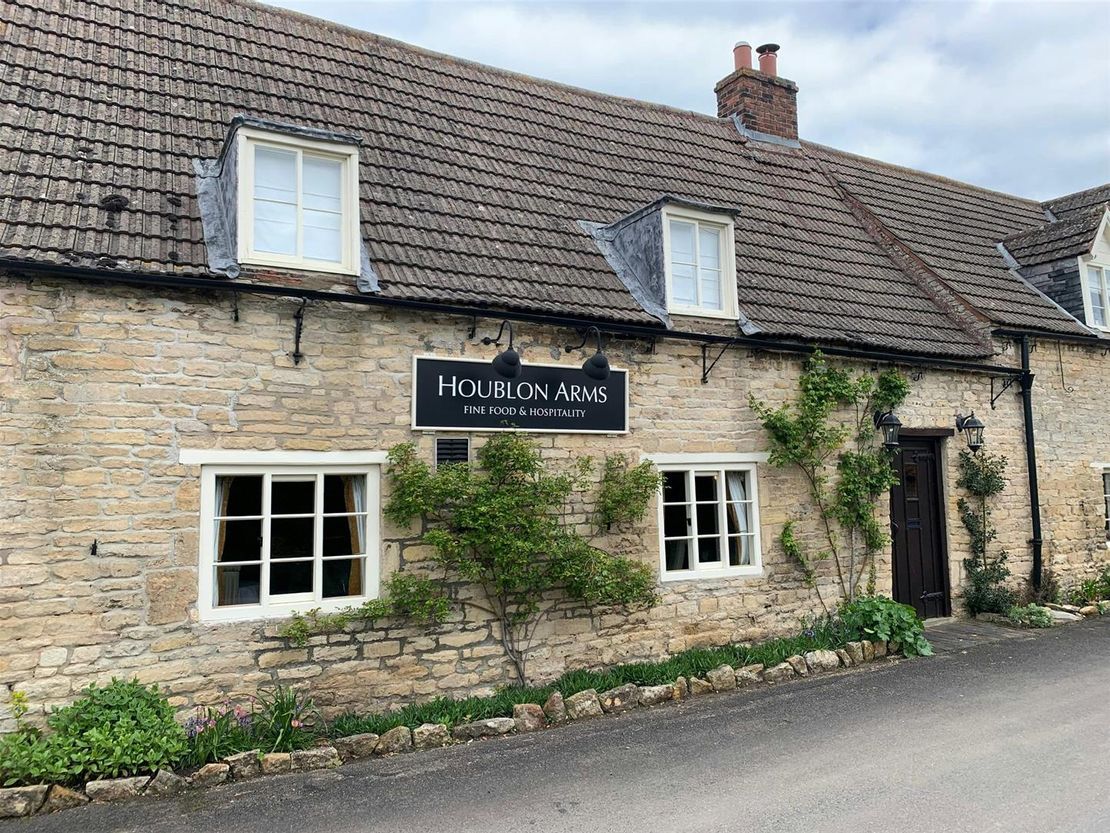 Houblon Arms Oasby, Grantham NG32 3NB