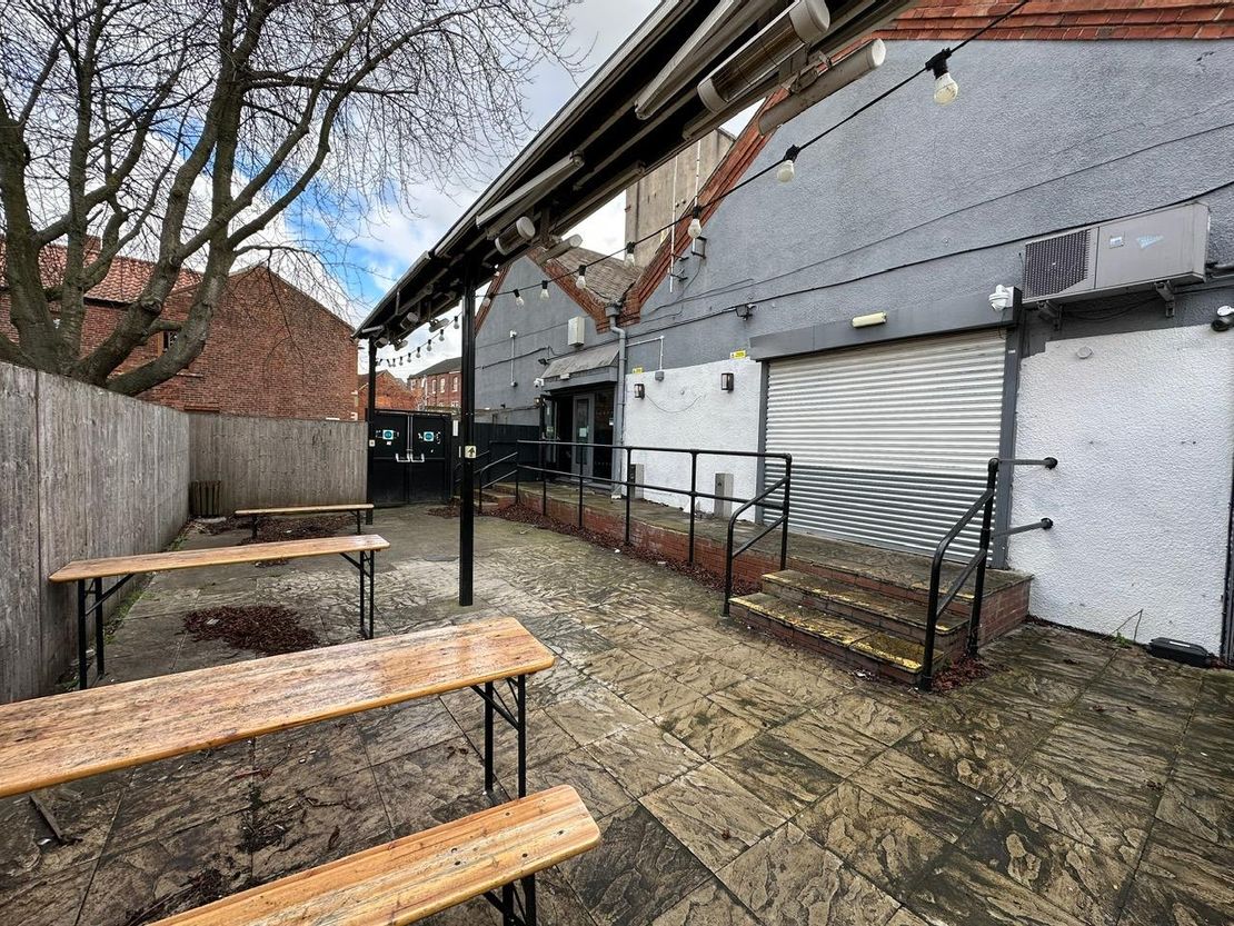 The Lockside, 1, Victoria Square Worksop, S80 1DX