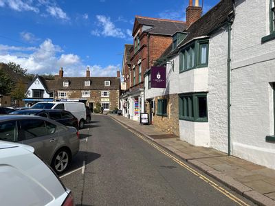 Property Image for 7 Market Place, Oakham LE15 6DT