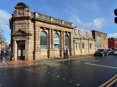 Property Image for 23 Bridge Street Worksop, S80 1DR
