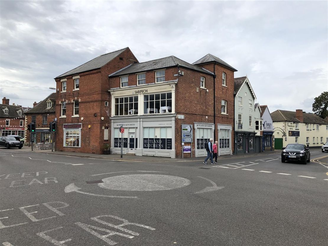 1 Burley Corner High Street, Burley Corner, Oakham LE15 6DU