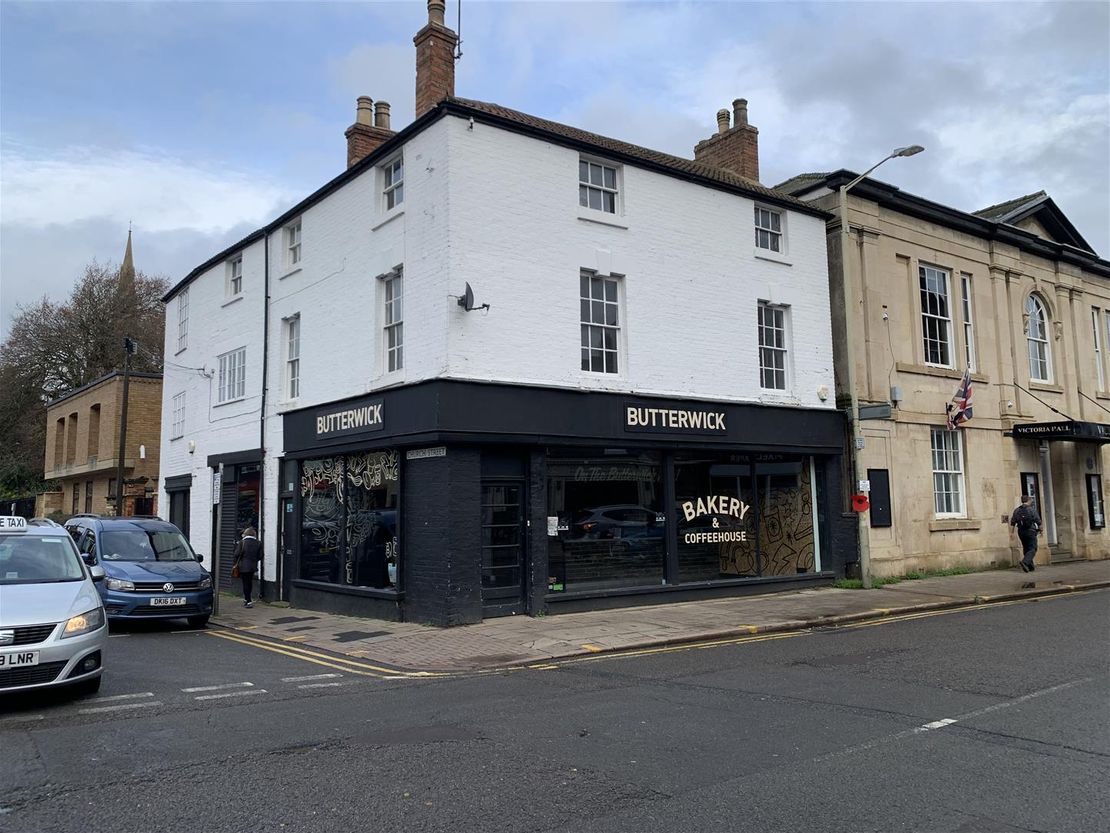 41 High Street Oakham LE15 6AH