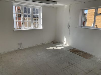 Property Image for 41 High Street Oakham LE15 6AH