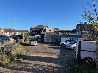 Property Image for Triangle Supermarket - 1253 Bourges Blvd, Peterborough PE1 2AU