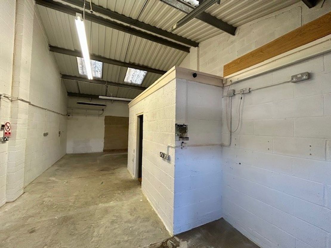 Unit 3 Langley Business Court, Worlds End, Beedon, Newbury, RG20 8RY