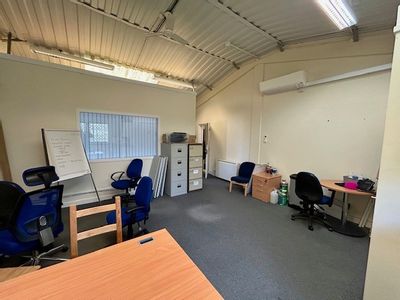 Property Image for 4, The Long Yard, Ermin Street, Shefford Woodlands, Hungerford, West Berkshire, RG17 7EH