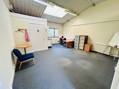 Property Image for 4, The Long Yard, Ermin Street, Shefford Woodlands, Hungerford, West Berkshire, RG17 7EH