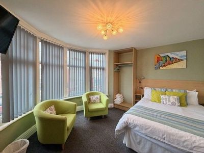 Property Image for The Beaucliffe Continental & The Beaucliffe Hotel, 20-22 Holmfield Road, Blackpool, FY2
