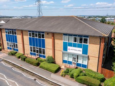 Property Image for Unit 7, Lakeside Business Village, Fleming Road, Chafford Hundred, Grays, Essex, RM16 6EW