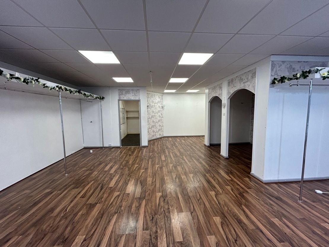 Unit 13 Victoria Passage, Stourbridge, West Midlands, DY8 1DP