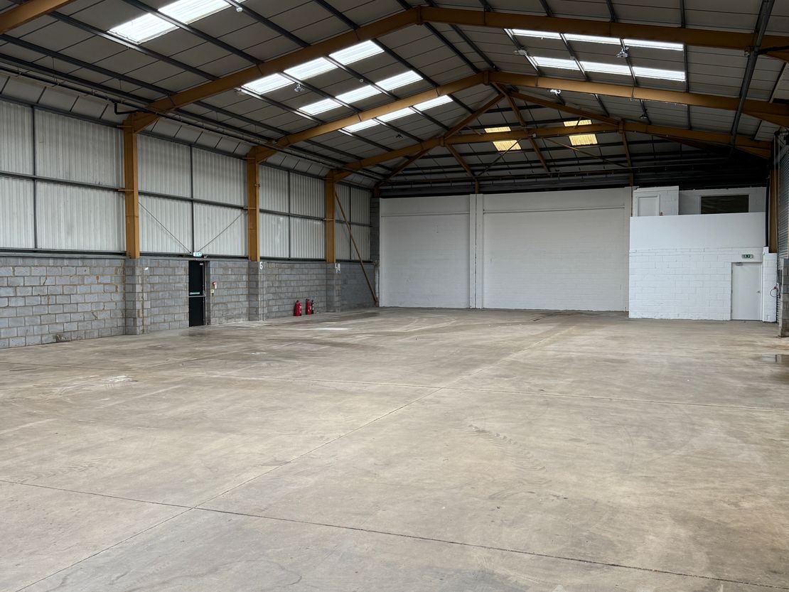 Unit 1B, Stonehill Business Park, Rivermead Road, Edmonton, Greater London, N18 3QW