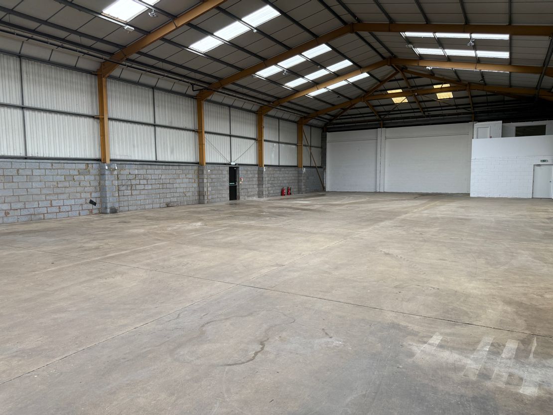 Unit 1B, Stonehill Business Park, Rivermead Road, Edmonton, Greater London, N18 3QW
