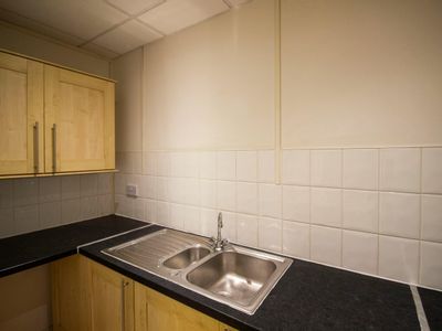 Property Image for Unit 9 Slough Interchange Industrial Estate, Whittenham Close, Slough, SL2 5EP
