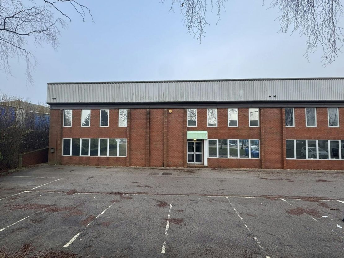 3 Hall Road, Maylands Wood Estate, Hemel Hempstead, HP2 7BH
