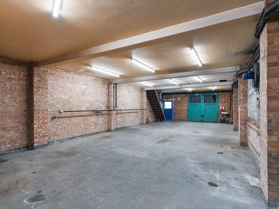 Unit 4A, Newcastle Street, Nottingham, Nottinghamshire, NG6 8AW