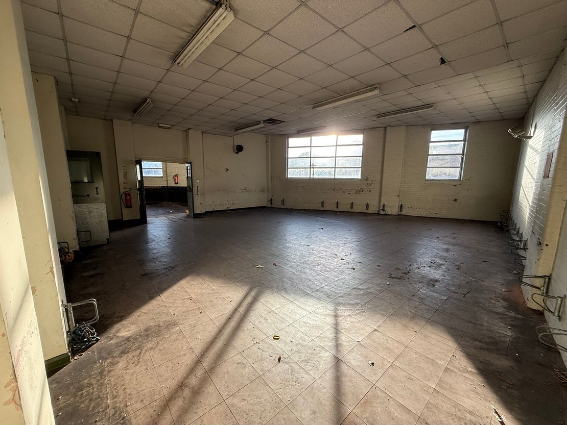 Former Garage, George Street, Hinckley, Leicestershire, LE10 0AL
