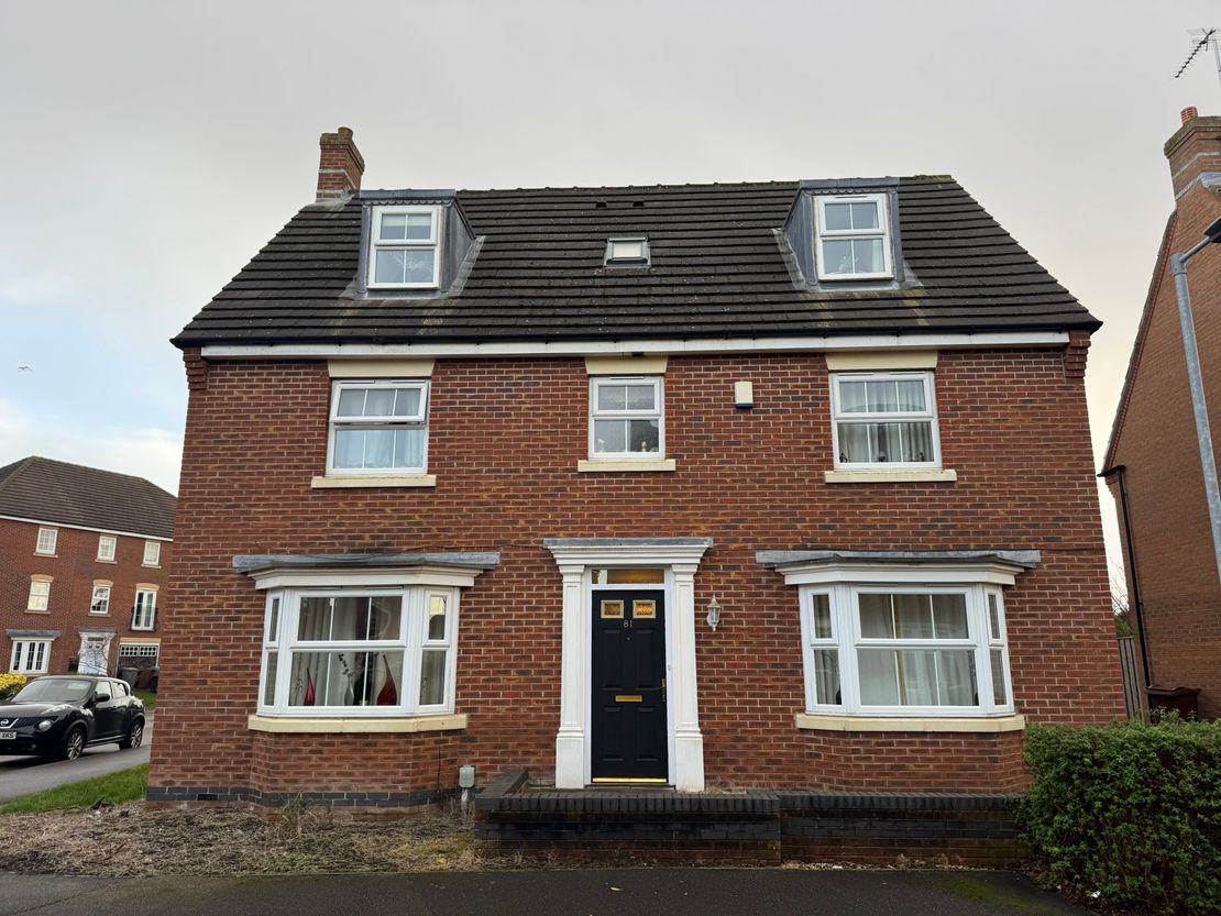 YUPELET PORTFOLIO, HULL
