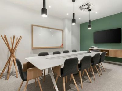 Property Image for Green Oaks Shopping Centre, Widnes, WA8 6UD
