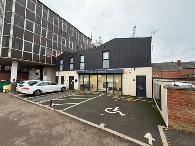 Property Image for 41 The Parade, Oadby, Leicester LE2 5BB