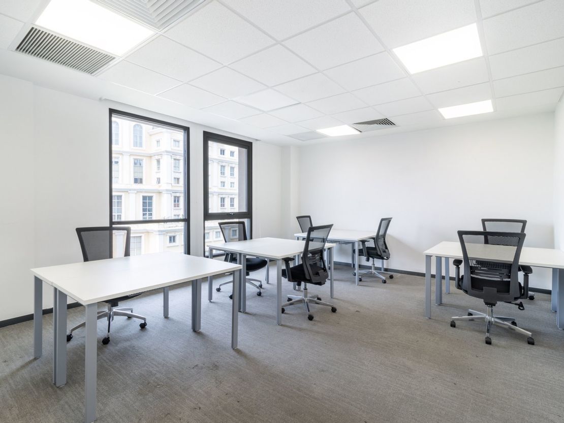 Theobalds Road, 98, London, Greater London, United Kingdom, WC1X 8WB