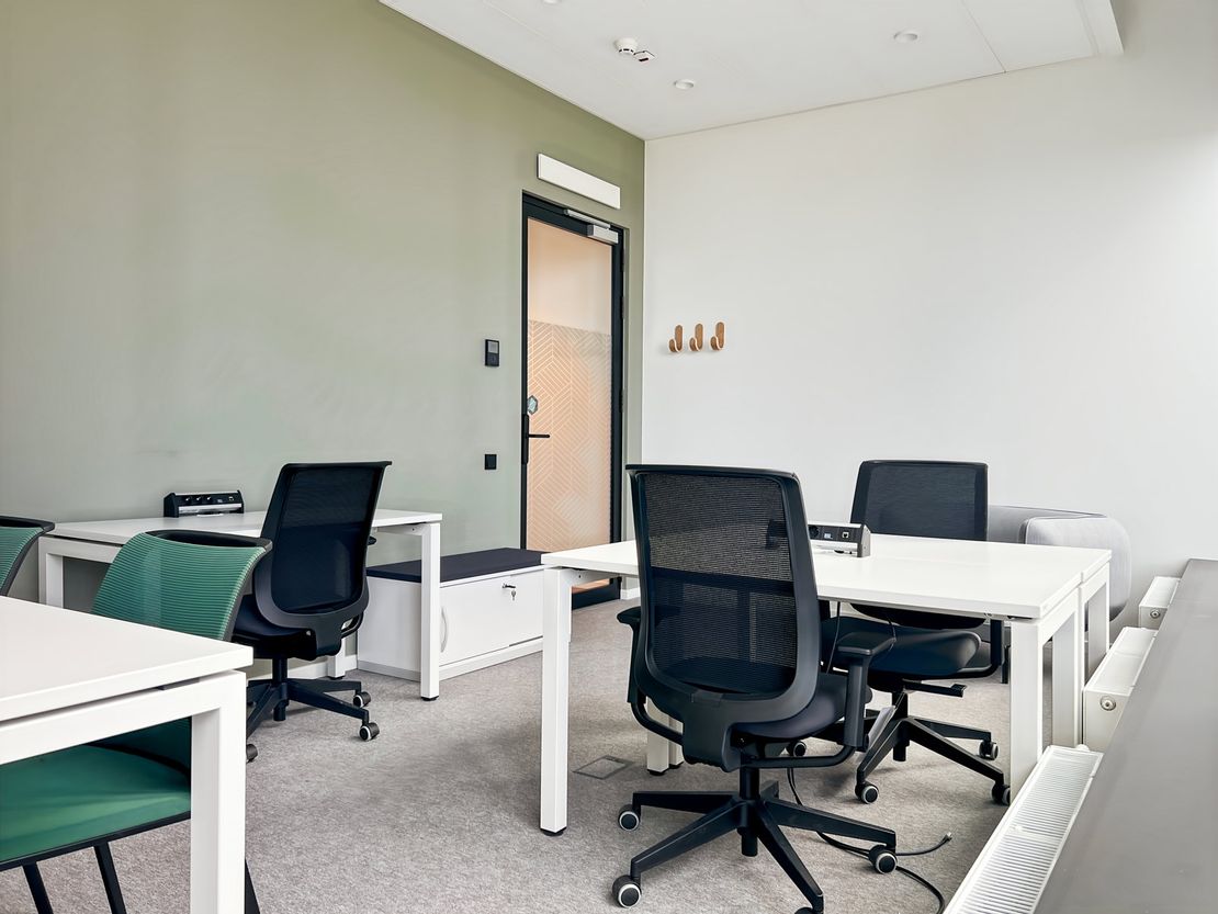 Theobalds Road, 98, London, Greater London, United Kingdom, WC1X 8WB