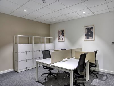 Property Image for Hersham Road, Ashley Park House, Walton-on-Thames, Surrey, United Kingdom, KT12 1RZ