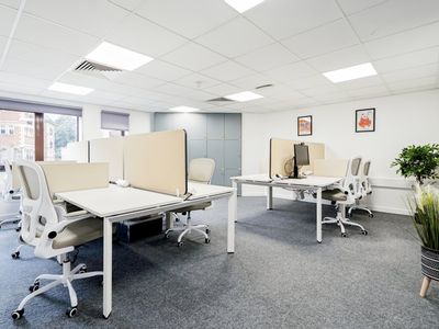Property Image for Vale Avenue, Utmost House, 6, Tunbridge Wells, Kent, United Kingdom, TN1 1DJ