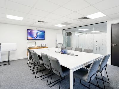 Property Image for Vale Avenue, Utmost House, 6, Tunbridge Wells, Kent, United Kingdom, TN1 1DJ