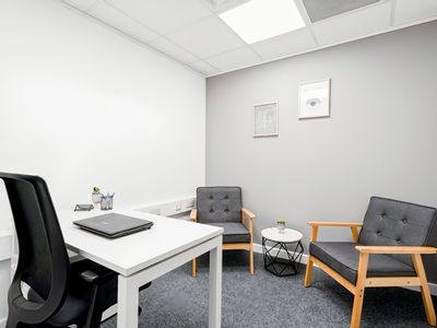 Property Image for Vale Avenue, Utmost House, 6, Tunbridge Wells, Kent, United Kingdom, TN1 1DJ