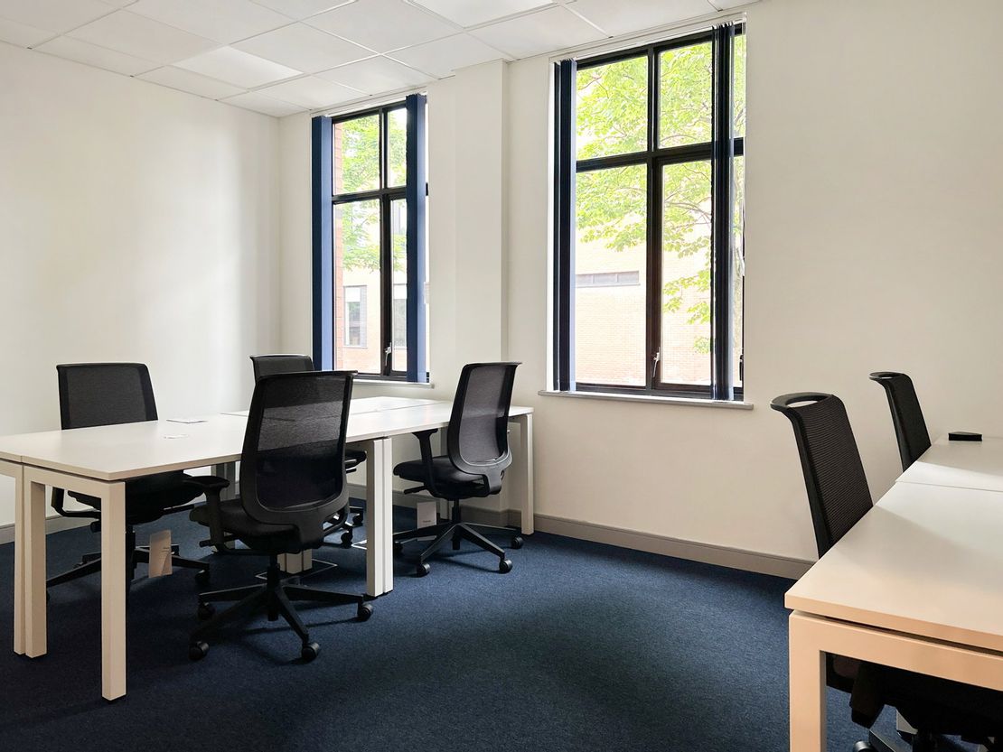 Weavers Court, Belfast, County Antrim, United Kingdom, BT12 5GH
