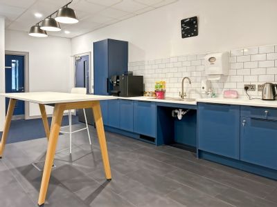 Property Image for Weavers Court, Belfast, County Antrim, United Kingdom, BT12 5GH