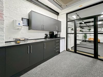 Property Image for Marine Terrace, 35, Margate, Kent, United Kingdom, CT9 1XJ