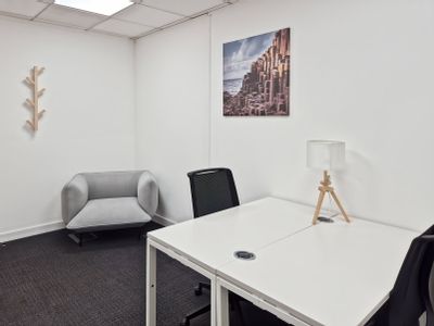 Property Image for High Street, 28-30, Guildford, Surrey, United Kingdom, GU1 3BT