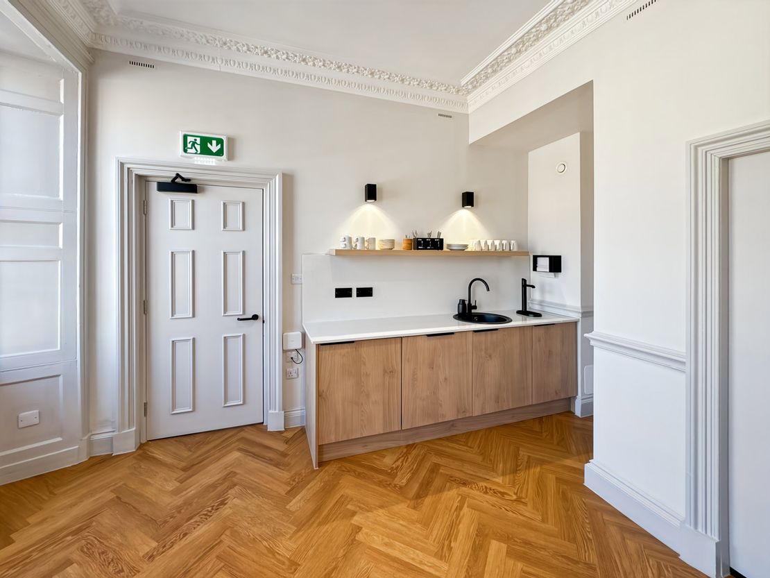 Waterloo Place, 6, Edinburgh, City of Edinburgh, United Kingdom, EH1 3EG
