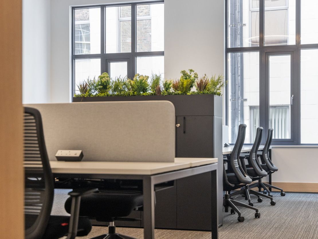 Donegall Square East, 1, Pearl Assurance House, Belfast, County Antrim, United Kingdom, BT1 5HB