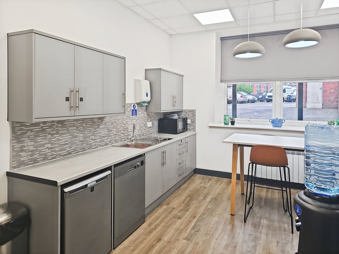 Chapel Road, Chambers Business Centre, Oldham, Greater Manchester, United Kingdom, OL8 4QQ