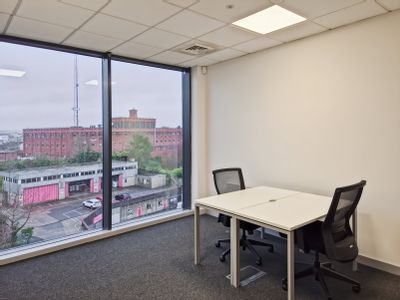 Property Image for Linenhall Street, Lisburn, County Antrim, United Kingdom, BT28 1FJ