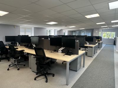Property Image for South Barn, Crockham Park, Main Road, Crockham Hill, Edenbridge, Kent, TN8 6SR